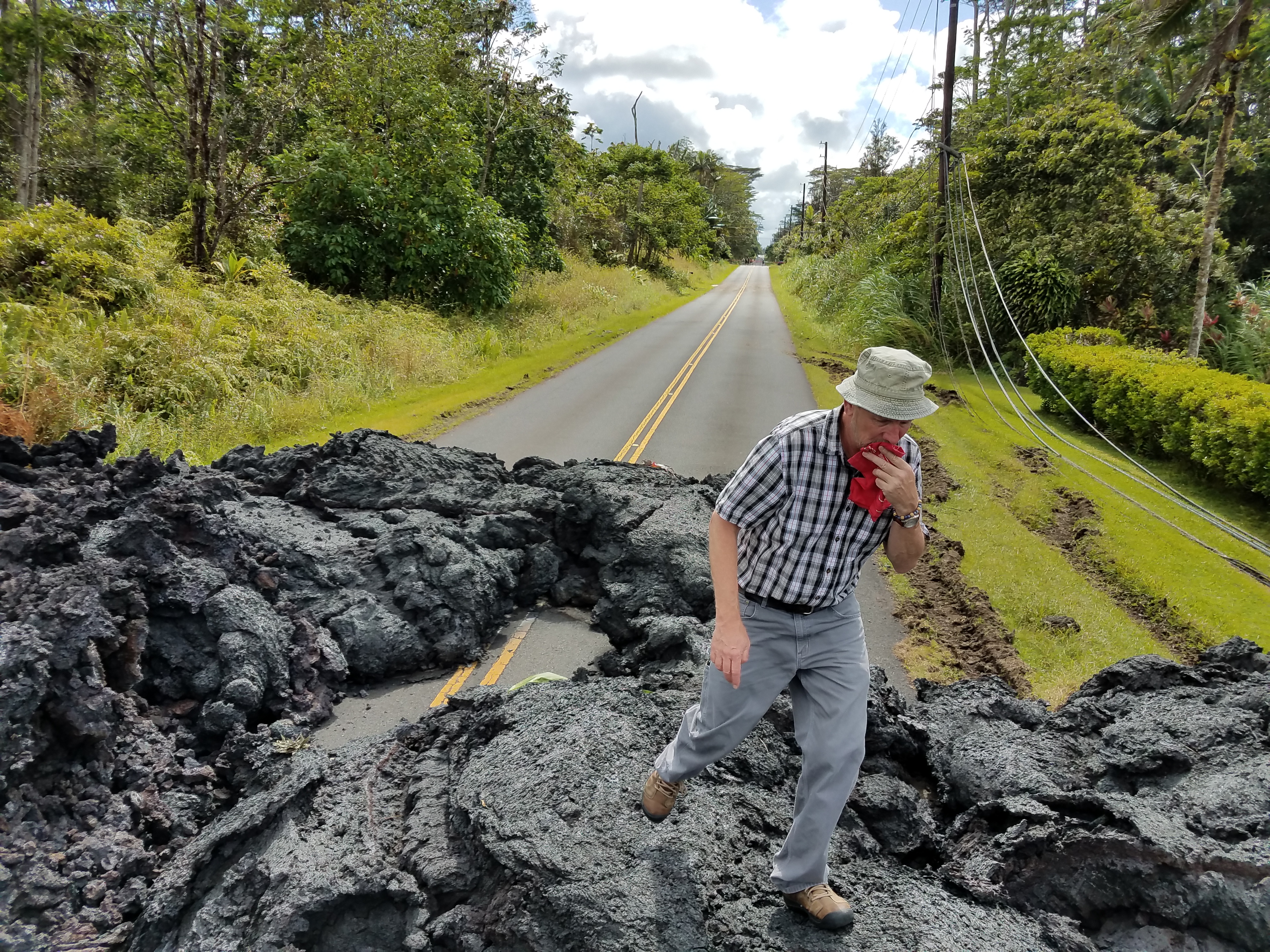 Kevin on Leilani Avenue at lava crossing, May 14, 2018